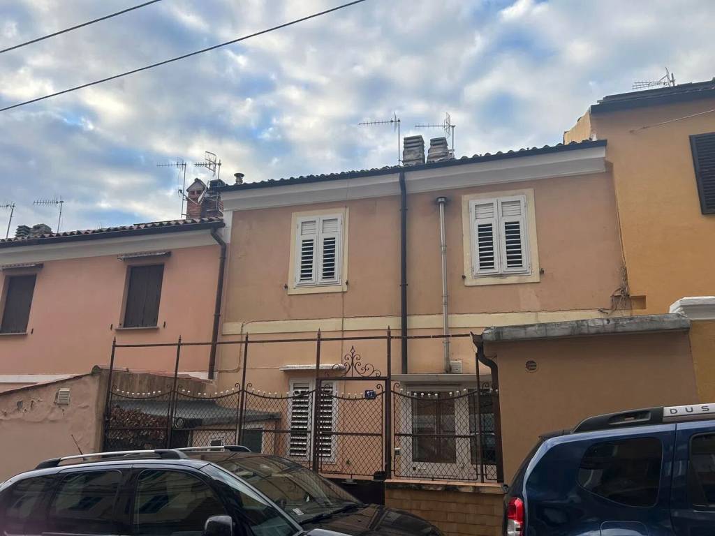 casa indipendente in vendita a Trieste in zona San Giacomo