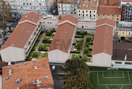 appartamento in vendita a Trieste in zona Barriera vecchia