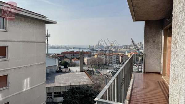 appartamento in vendita a Trieste in zona Chiarbola