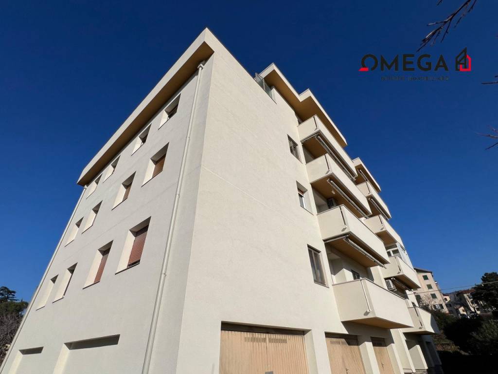 appartamento in vendita a Trieste in zona Borgo San Sergio