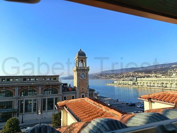 quadrivano in vendita a Trieste