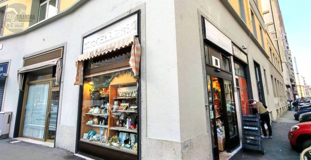negozio in vendita a Trieste in zona Borgo Teresiano
