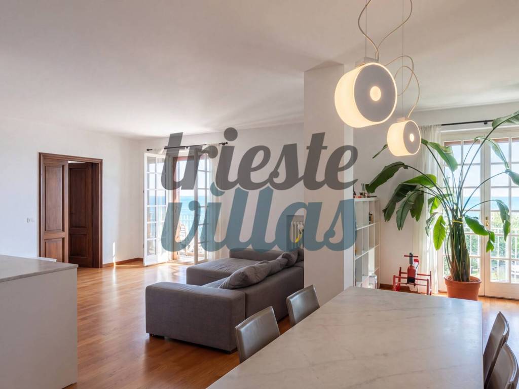 casa indipendente in vendita a Trieste in zona Grignano
