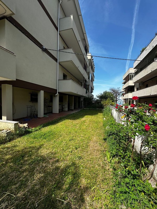 appartamento in vendita a Trieste in zona Scorcola