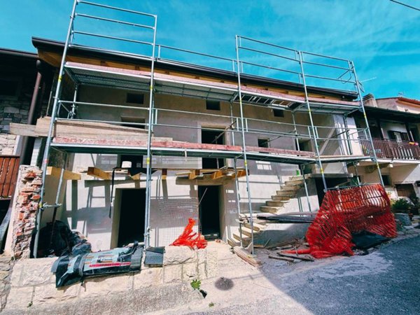 casa indipendente in vendita a Trieste in zona Santa Croce