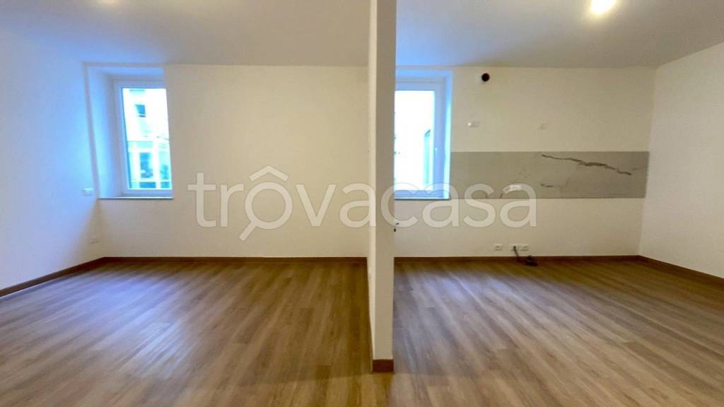 appartamento in vendita a Trieste in zona Borgo Teresiano