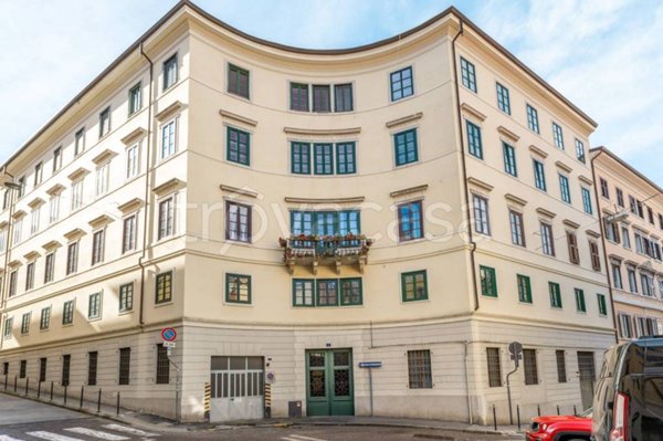 appartamento in vendita a Trieste in zona Città Vecchia