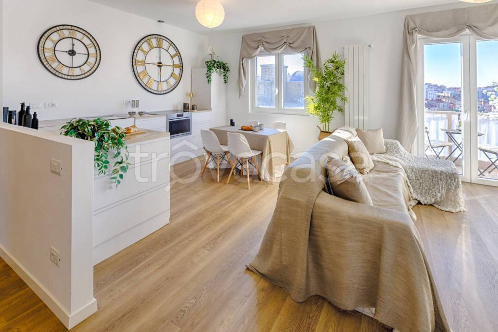 appartamento in vendita a Trieste