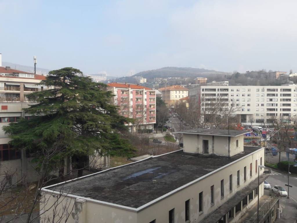 appartamento in vendita a Trieste