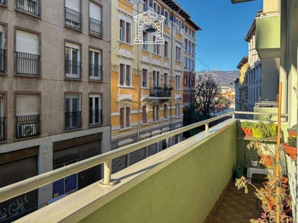 appartamento in vendita a Trieste in zona San Vito