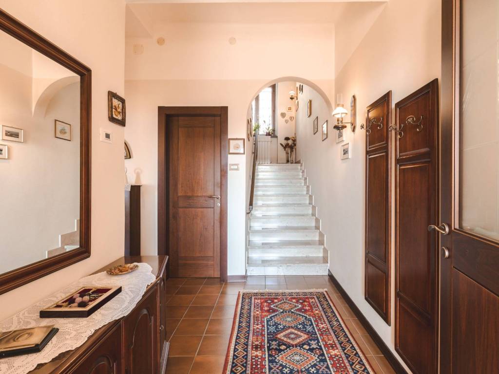 casa indipendente in vendita a Trieste in zona Gretta