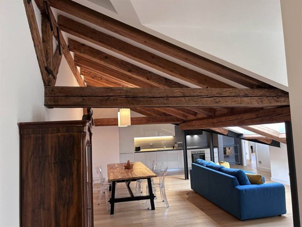 attico in vendita a Trieste in zona Città Vecchia