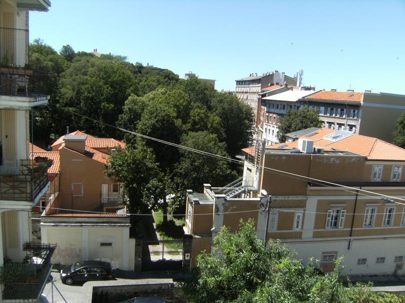 appartamento in vendita a Trieste in zona San Vito