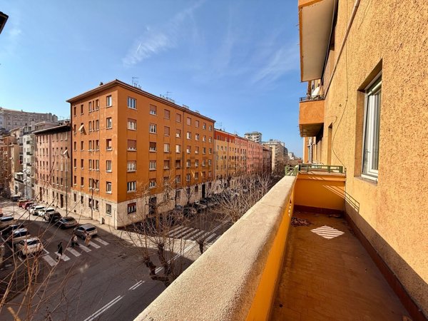 appartamento in vendita a Trieste in zona Barriera vecchia