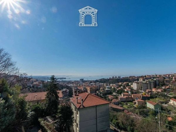 appartamento in vendita a Trieste in zona Roiano
