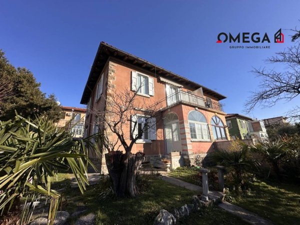 casa indipendente in vendita a Trieste in zona Rozzol