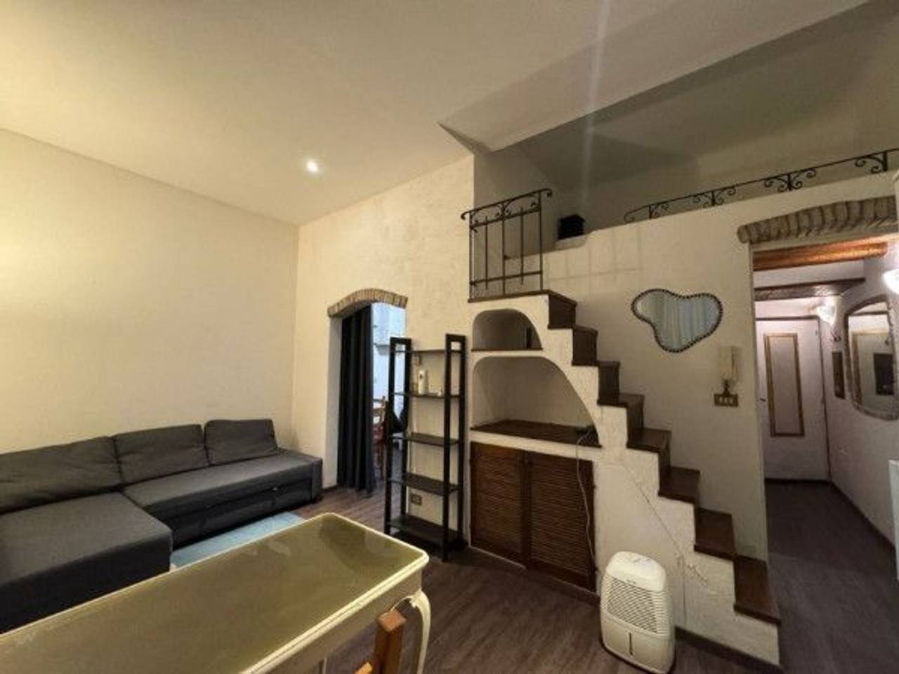 appartamento in vendita a Trieste in zona Città Vecchia