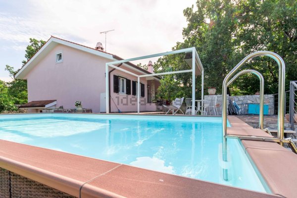 casa indipendente in vendita a Trieste