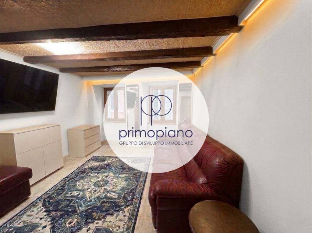 appartamento in vendita a Trieste in zona Città Vecchia