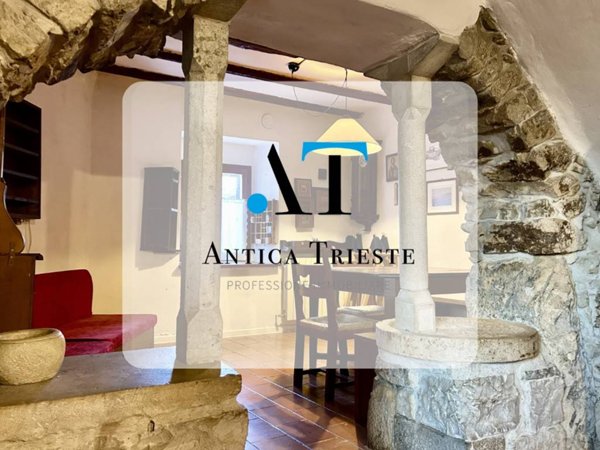 casa indipendente in vendita a Trieste in zona Santa Croce