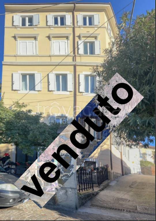 appartamento in vendita a Trieste in zona Gretta