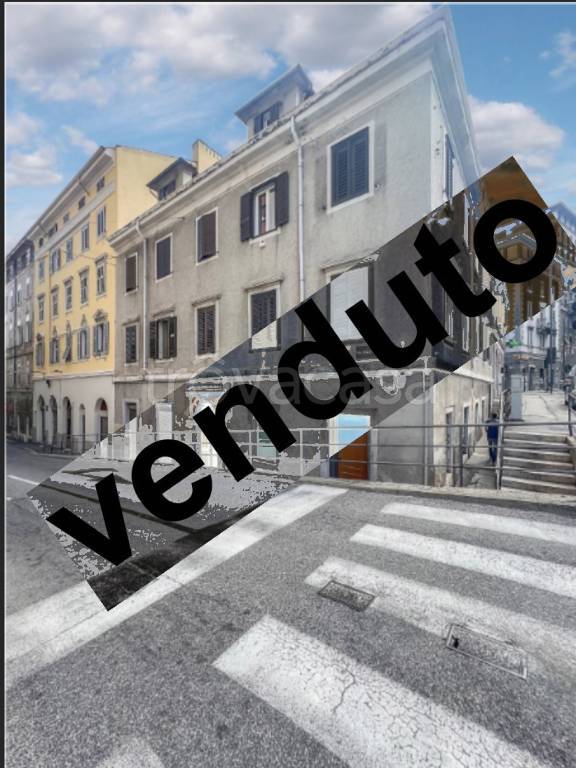 appartamento in vendita a Trieste