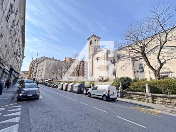 appartamento in vendita a Trieste in zona San Giacomo