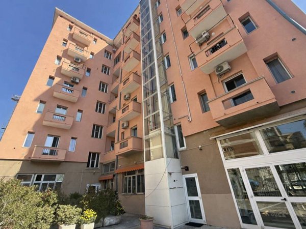 negozio in vendita a Trieste in zona Rozzol