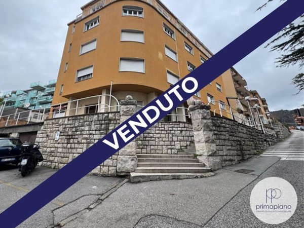 appartamento in vendita a Trieste in zona Barcola