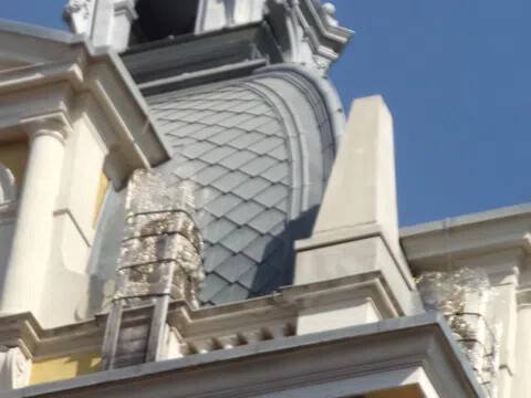 appartamento in vendita a Trieste in zona Borgo Teresiano