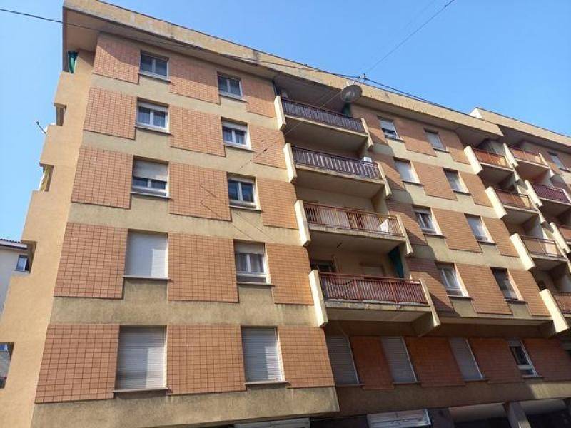 negozio in vendita a Trieste in zona Cologna