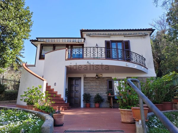 casa indipendente in vendita a Trieste in zona Valmaura