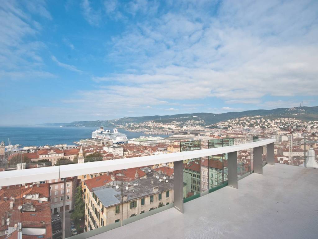 appartamento in vendita a Trieste in zona San Vito