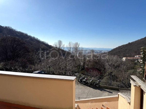 casa indipendente in vendita a Trieste in zona Cologna