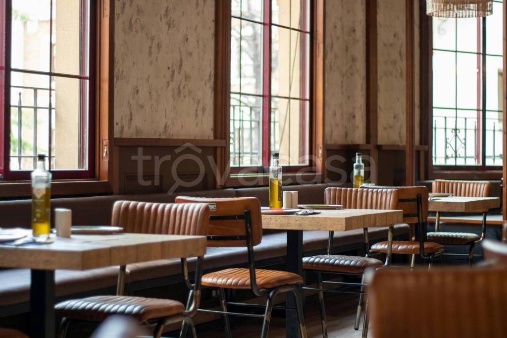 negozio in vendita a Trieste in zona Chiarbola