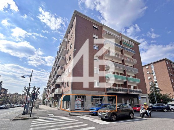 negozio in vendita a Trieste in zona Borgo San Sergio