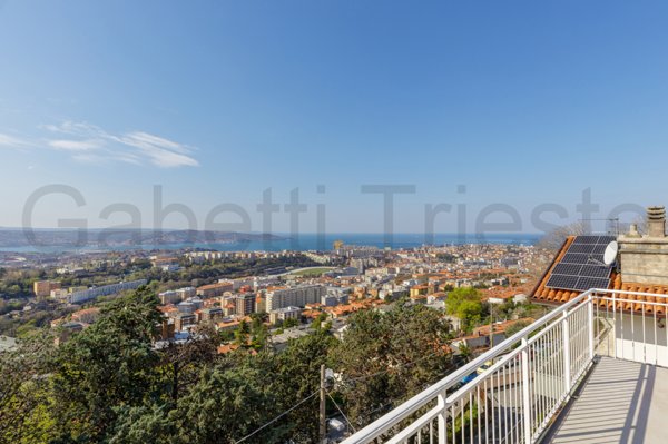 appartamento in vendita a Trieste in zona Chiadino