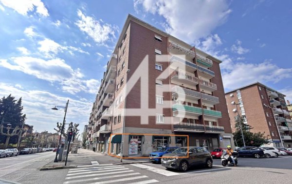 negozio in vendita a Trieste in zona Valmaura