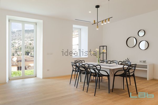 casa indipendente in vendita a Trieste in zona Barcola