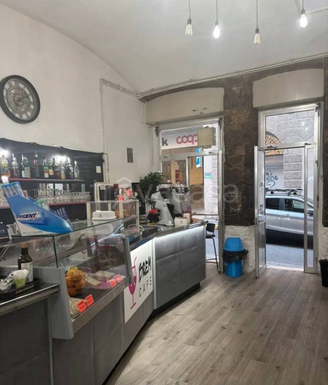 negozio in vendita a Trieste in zona Barriera vecchia