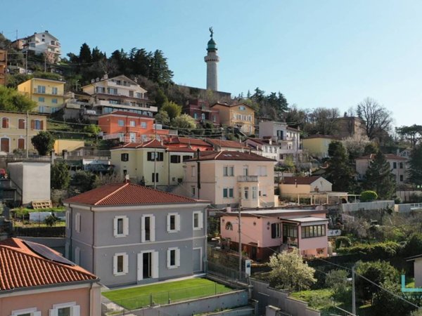 casa indipendente in vendita a Trieste in zona Barcola