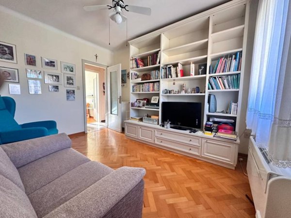 appartamento in vendita a Trieste in zona Barriera vecchia