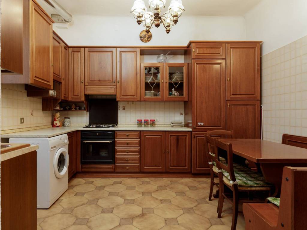 appartamento in vendita a Trieste in zona Barriera vecchia