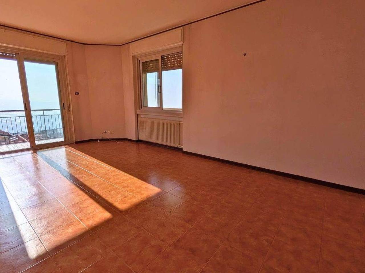 appartamento in vendita a Trieste in zona Cattinara