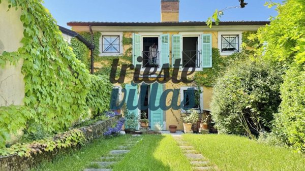 casa indipendente in vendita a Trieste in zona Scorcola