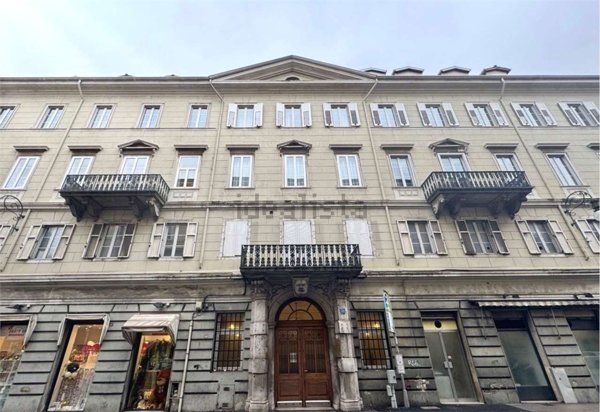 appartamento in vendita a Trieste in zona Città Nuova