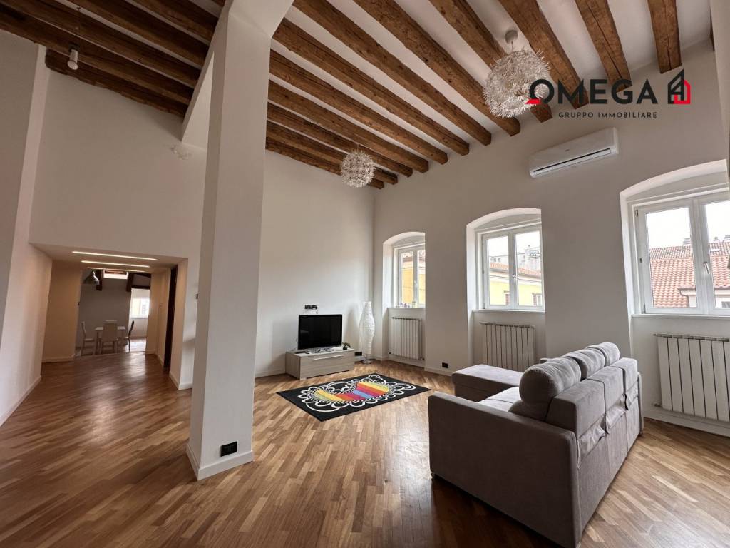 appartamento in vendita a Trieste in zona San Giusto