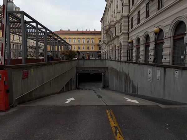 appartamento in vendita a Trieste