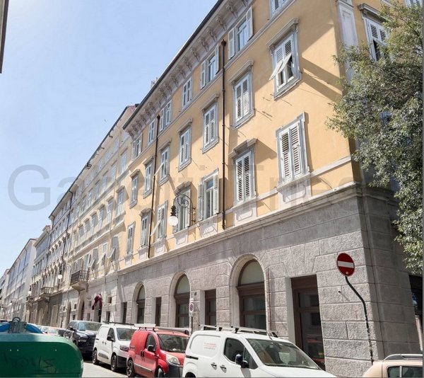 appartamento in vendita a Trieste