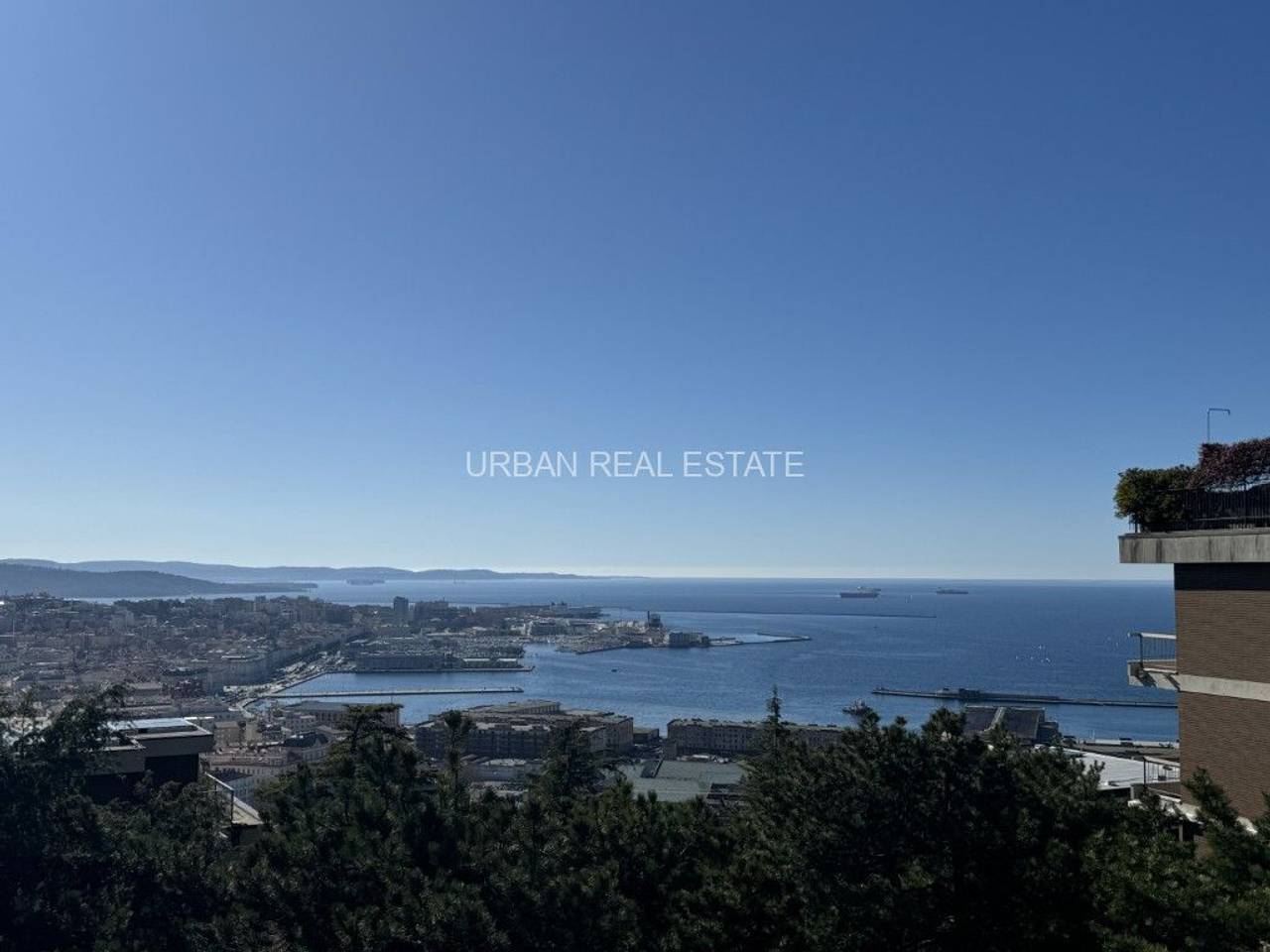 appartamento in vendita a Trieste in zona Scorcola